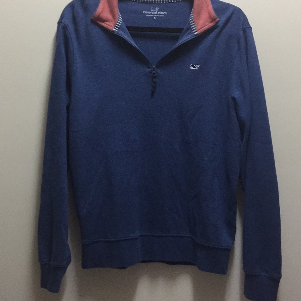 Dark blue pullover